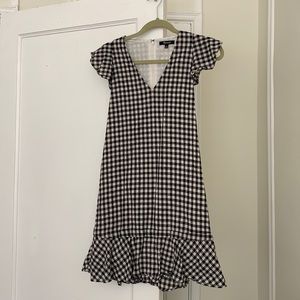 Gingham Shift Dress with Flutter Sleeve